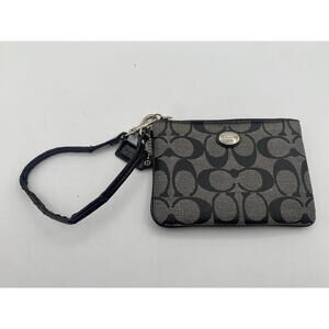 Coach  Wristlet